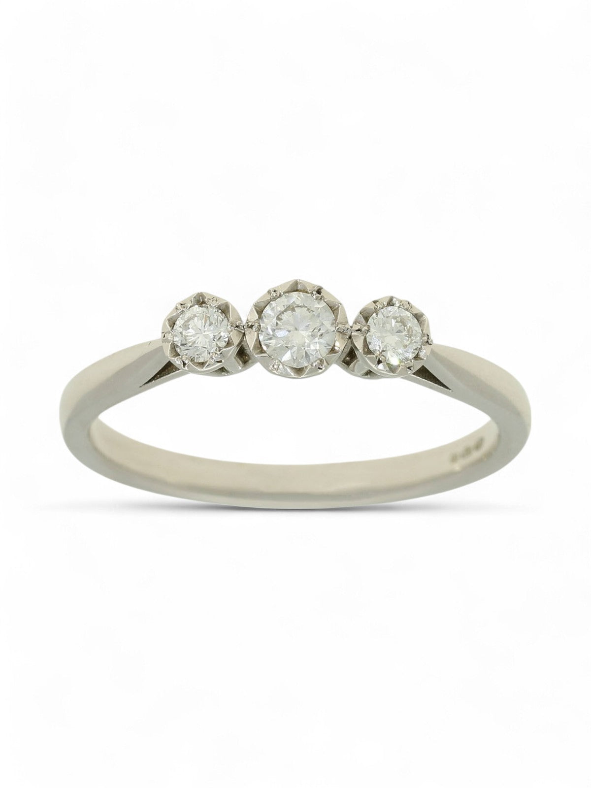 Diamond Three Stone Ring 0.30ct Round Brilliant Cut in 9ct White Gold