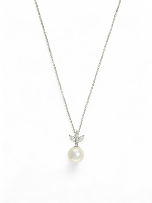 Akoya Pearl & Diamond Pendant in 18ct White Gold