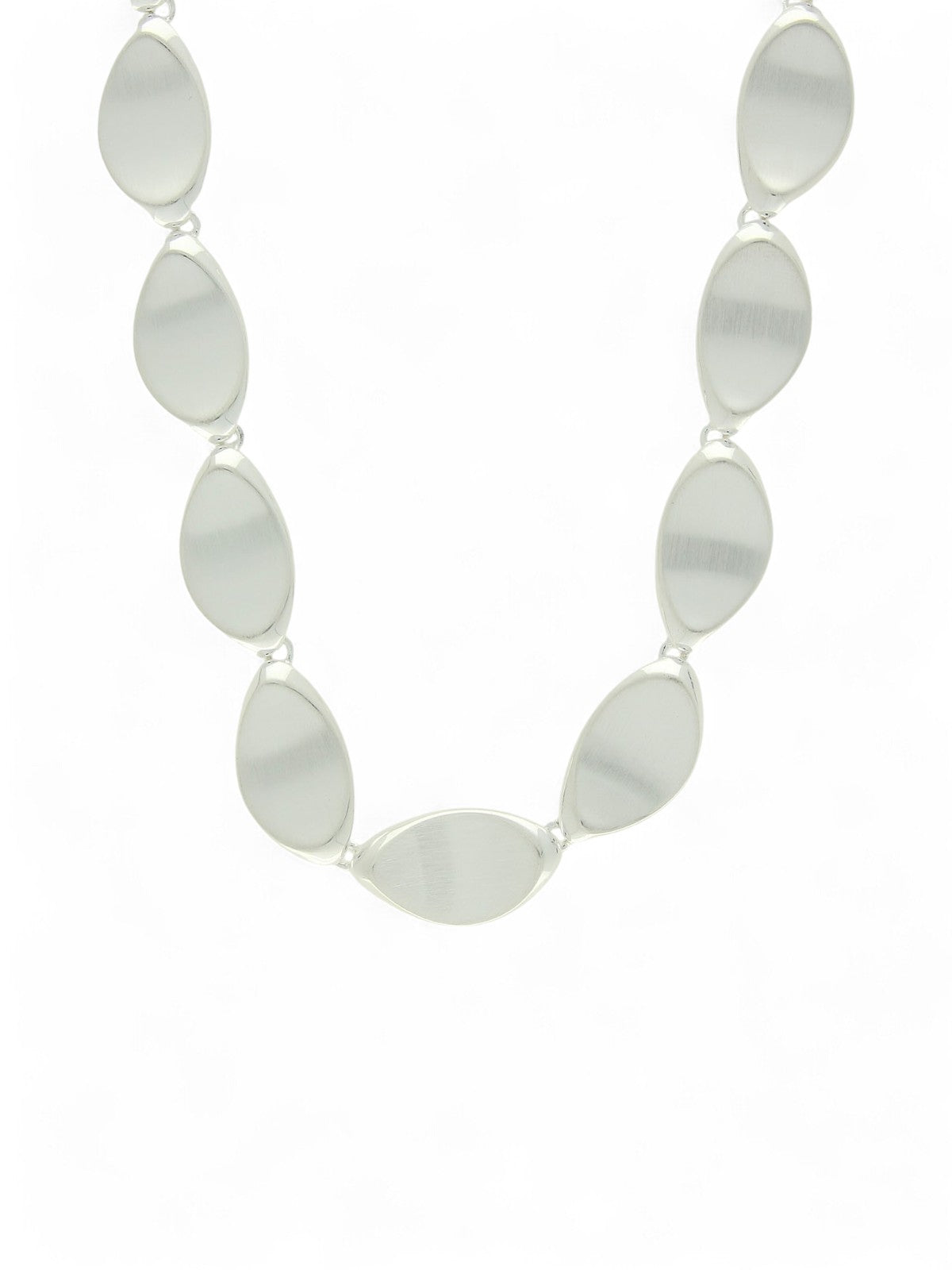 Satin Oval Link Necklace in Silver