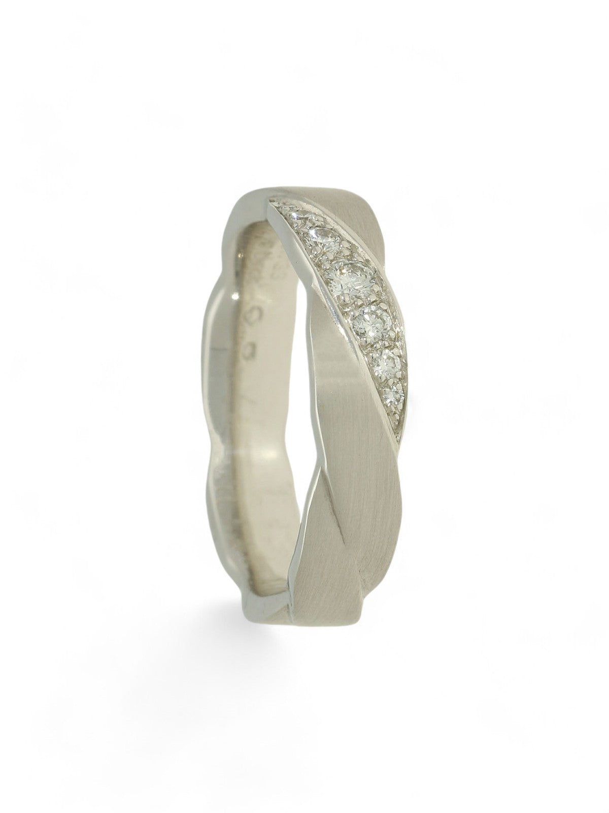 Pre Owned Diamond Wedding Ring in 18ct White Gold