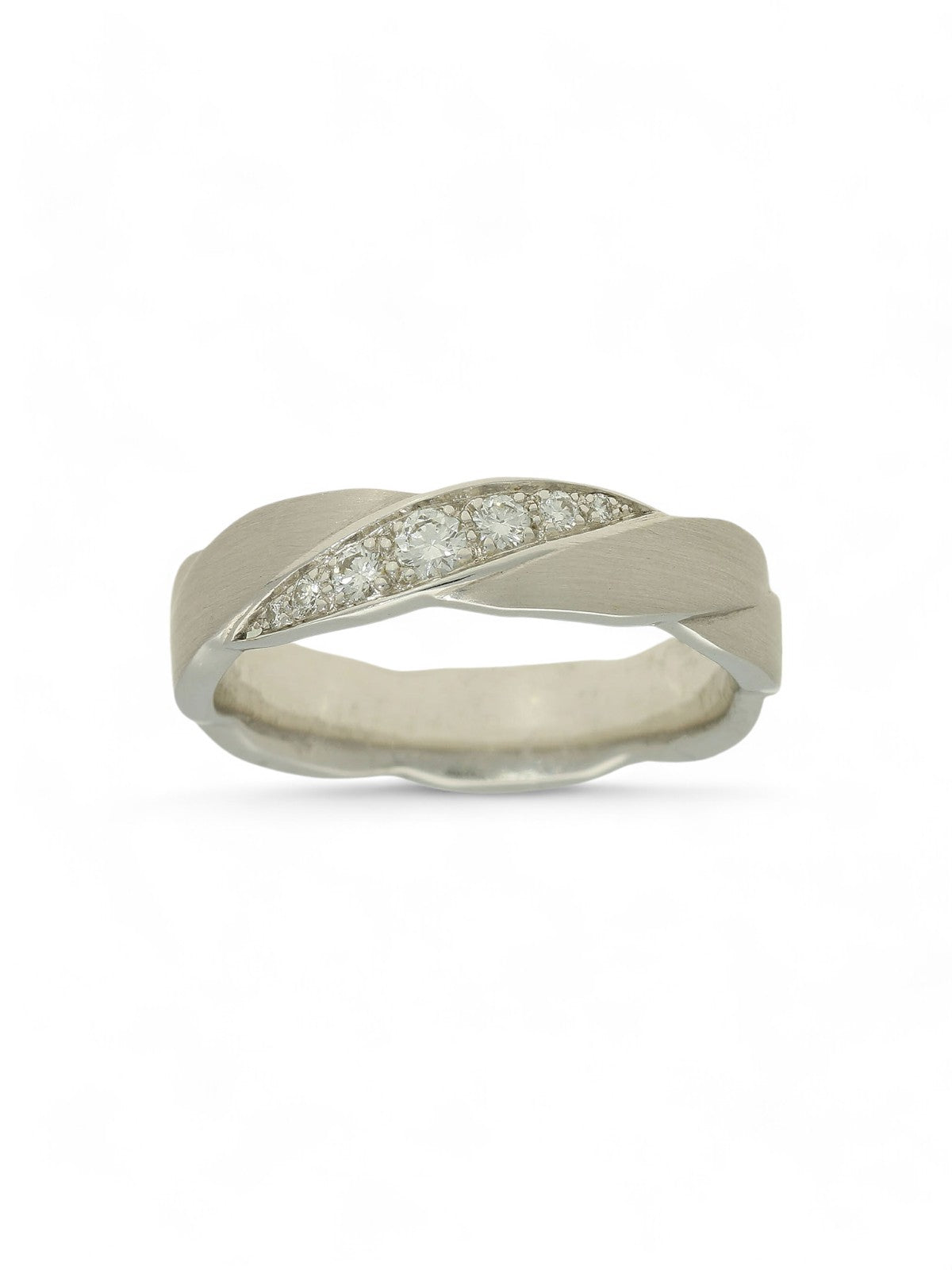 Pre Owned Diamond Wedding Ring in 18ct White Gold