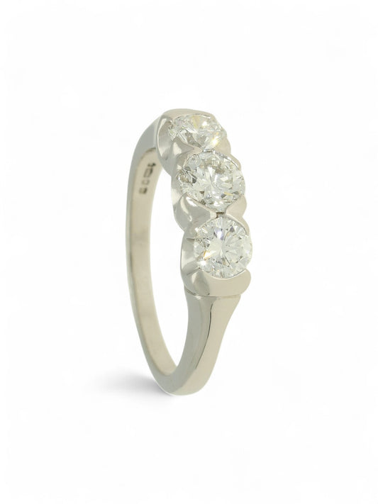 Pre Owned Diamond Round Brilliant Three Stone Ring in Platinum