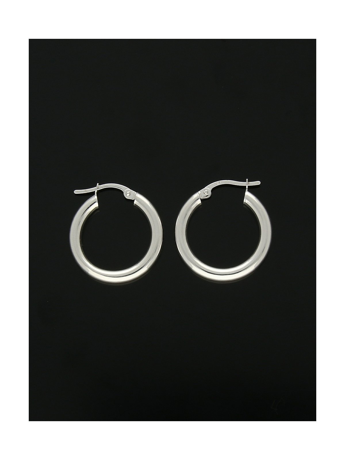 Hoop Earrings 20mm in 9ct White Gold