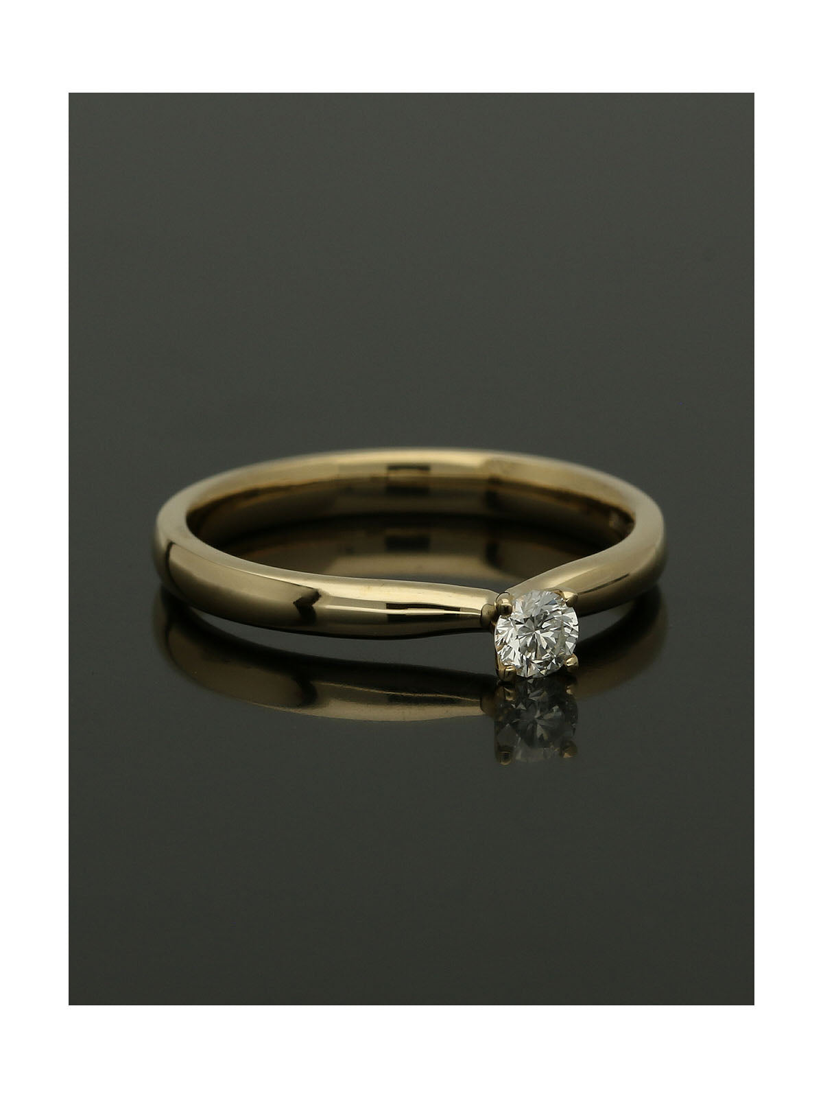 Diamond Solitaire Engagement Ring 0.15ct Round Brilliant Cut in 9ct Yellow Gold