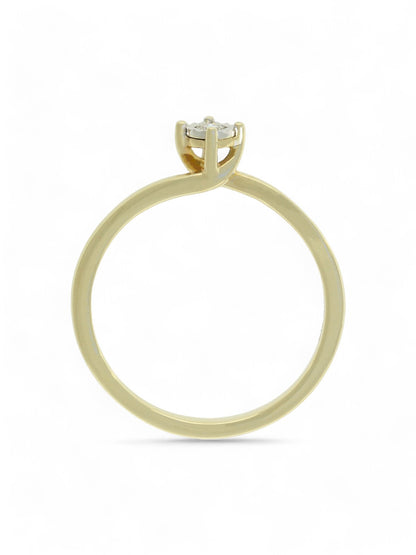 Diamond Solitaire Miracle Set Engagement Ring 0.05ct Round Brilliant in 9ct Yellow Gold
