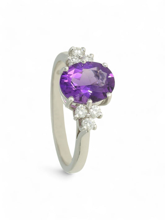 Amethyst & Diamond Oval Trefoil Ring in 18ct White Gold