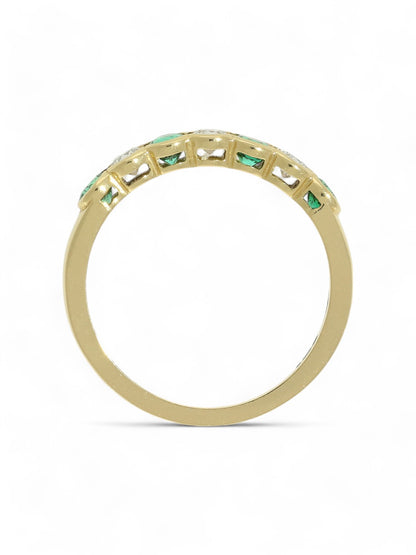 0.40ct Round Brilliant Cut Emerald & 0.28ct Round Brilliant Cut Diamond Half Eternity Ring Round Brilliant Cut in 18ct Yellow Gold