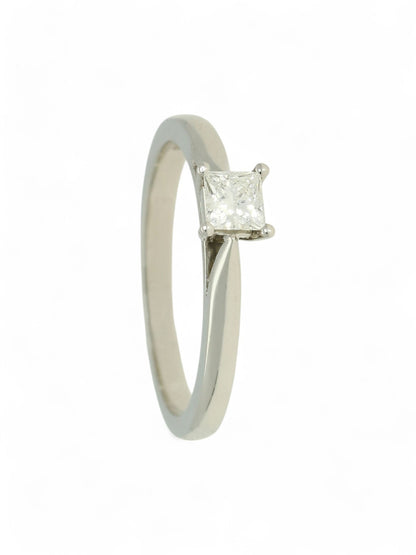 Diamond Solitaire Engagement Ring 0.25ct Princess Cut in Platinum