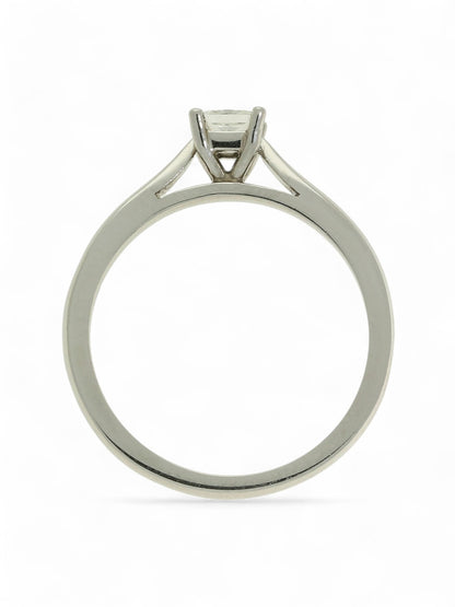 Diamond Solitaire Engagement Ring 0.25ct Princess Cut in Platinum