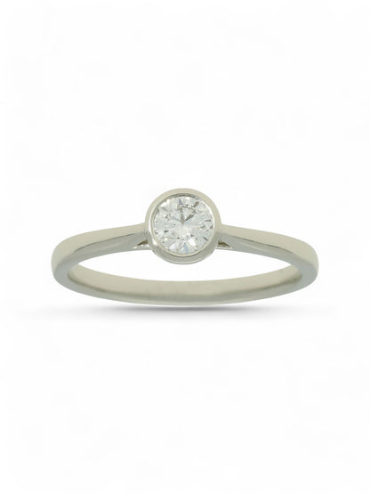 Diamond Solitaire Engagement Ring 0.30ct Round Brilliant Cut in Platinum