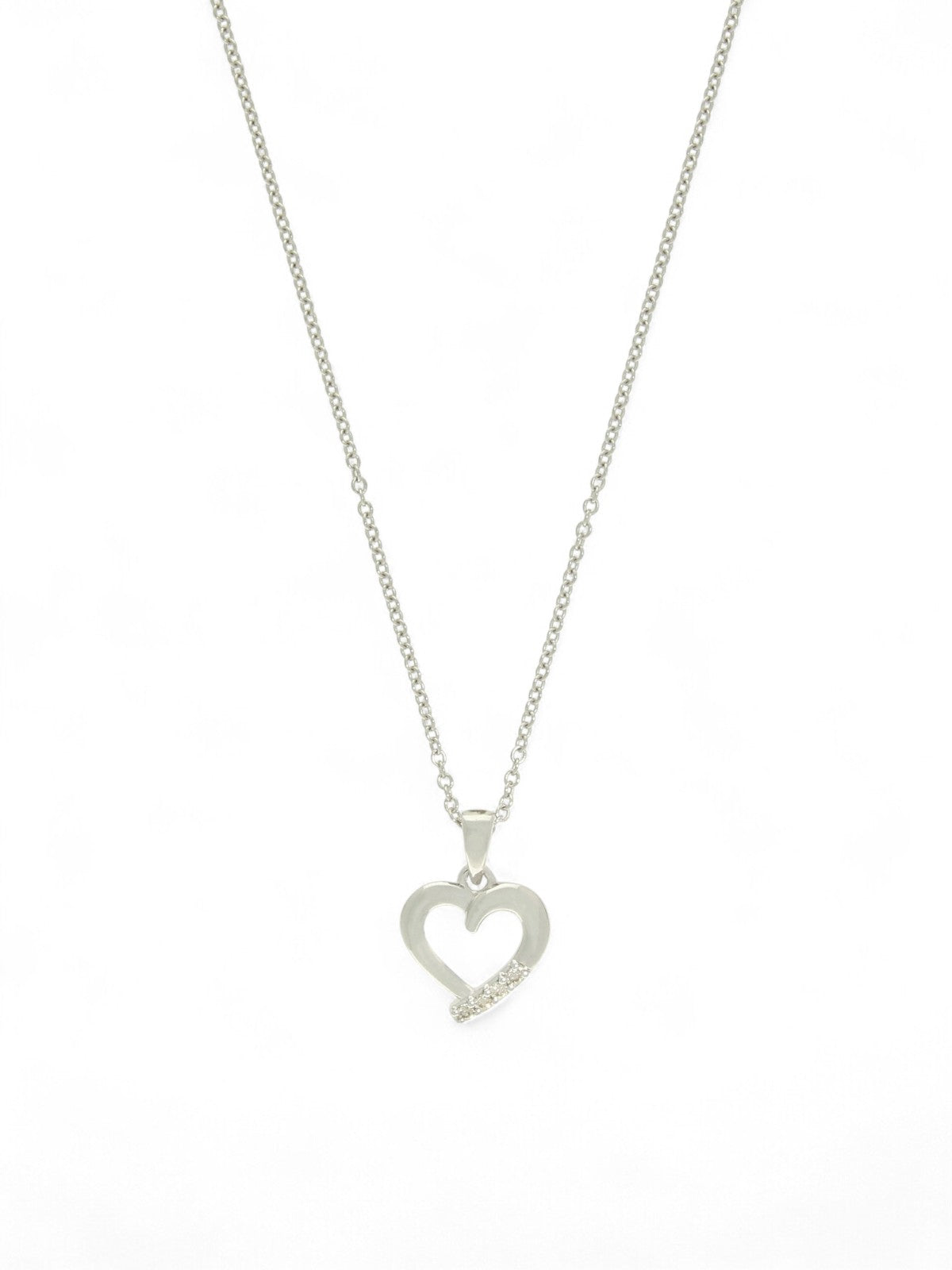 Diamond Heart Pendant Necklace in 9ct White Gold