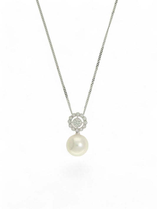 Akoya Pearl & Diamond Pendant Necklace in 18ct White Gold