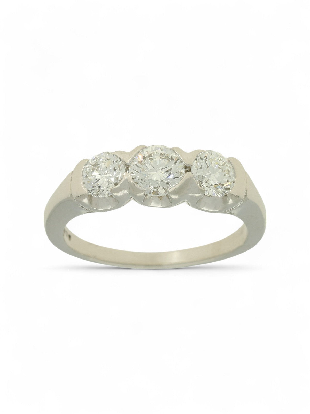 Pre Owned Diamond Round Brilliant Three Stone Ring in Platinum
