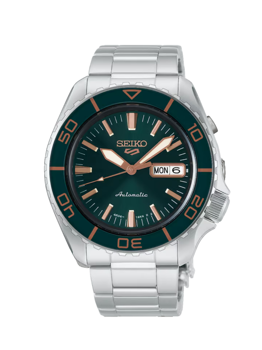 Seiko 5 Sports SKX in 'Tweed Green' with 42.5mm case, green bezel, steel bracelet & green dial on a white background.