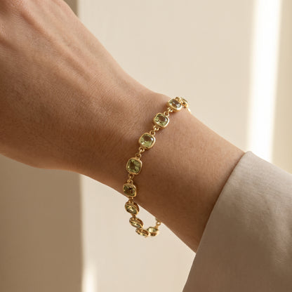 Pre-Owned Lemon Quartz Bracelet with Trigger Clasp in 9ct Yellow Gold