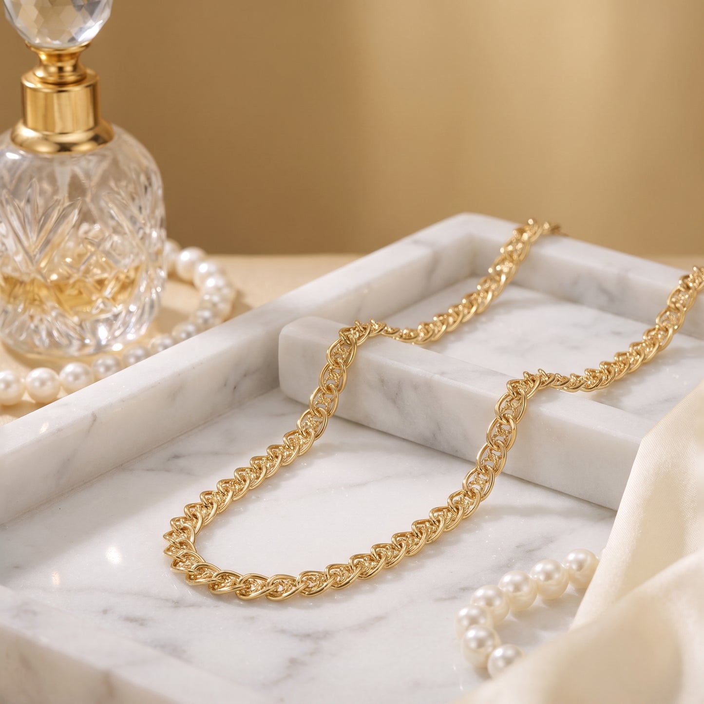Pre-Owned 18" Oval & Curb Link Chain with Trigger Clasp in 18ct Yellow Gold