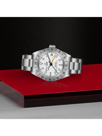 TUDOR Black Bay Pro Watch 39mm M79470-0004