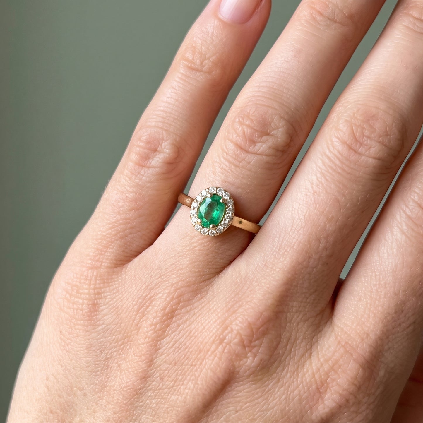 Emerald & Diamond Cluster Ring with 6x4mm Emerald and 0.12ct of Round Brilliant Diamonds in 9ct Yellow & White Gold (Copy)