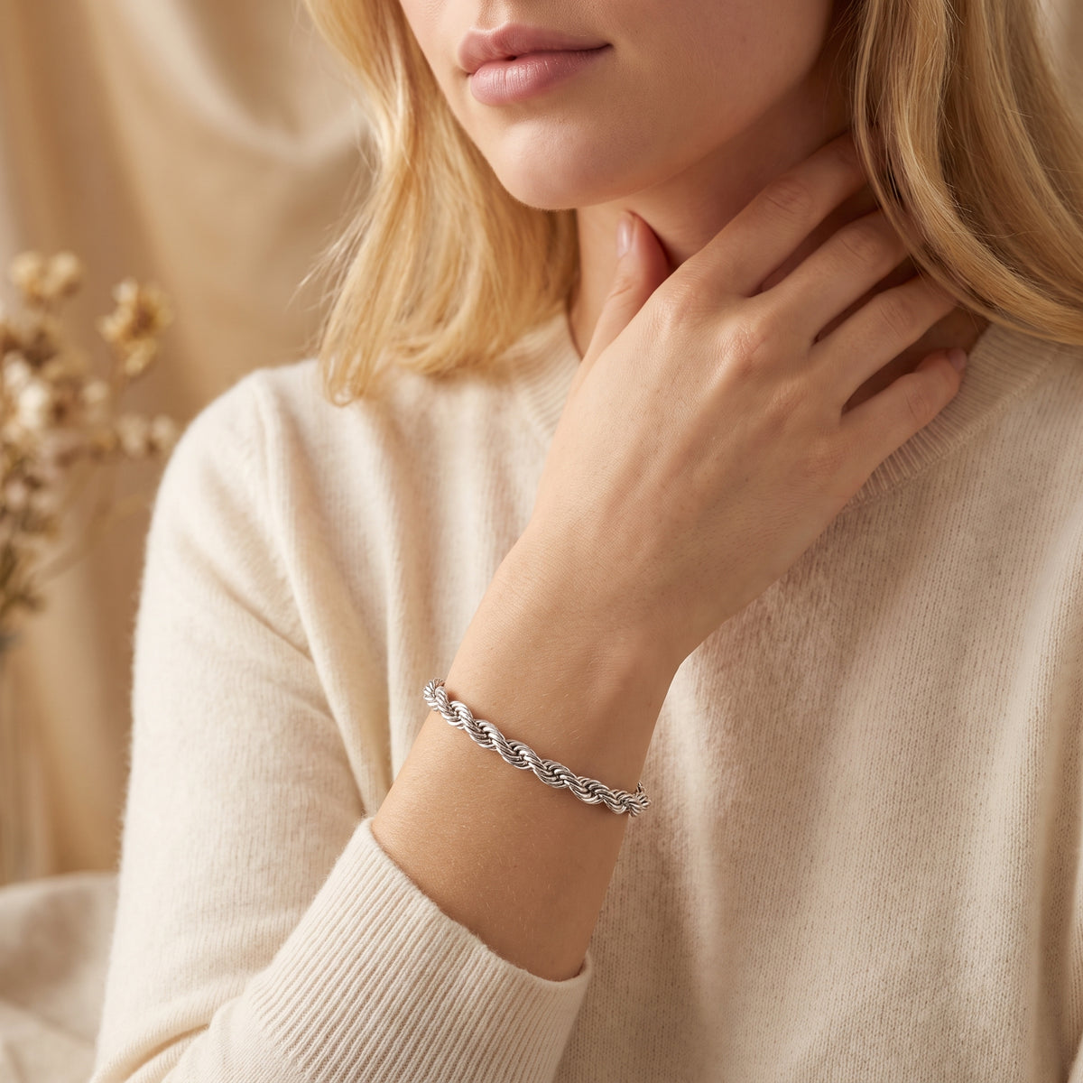 Pre-Owned Silver Rope Bracelet with Bolt Ring Clasp