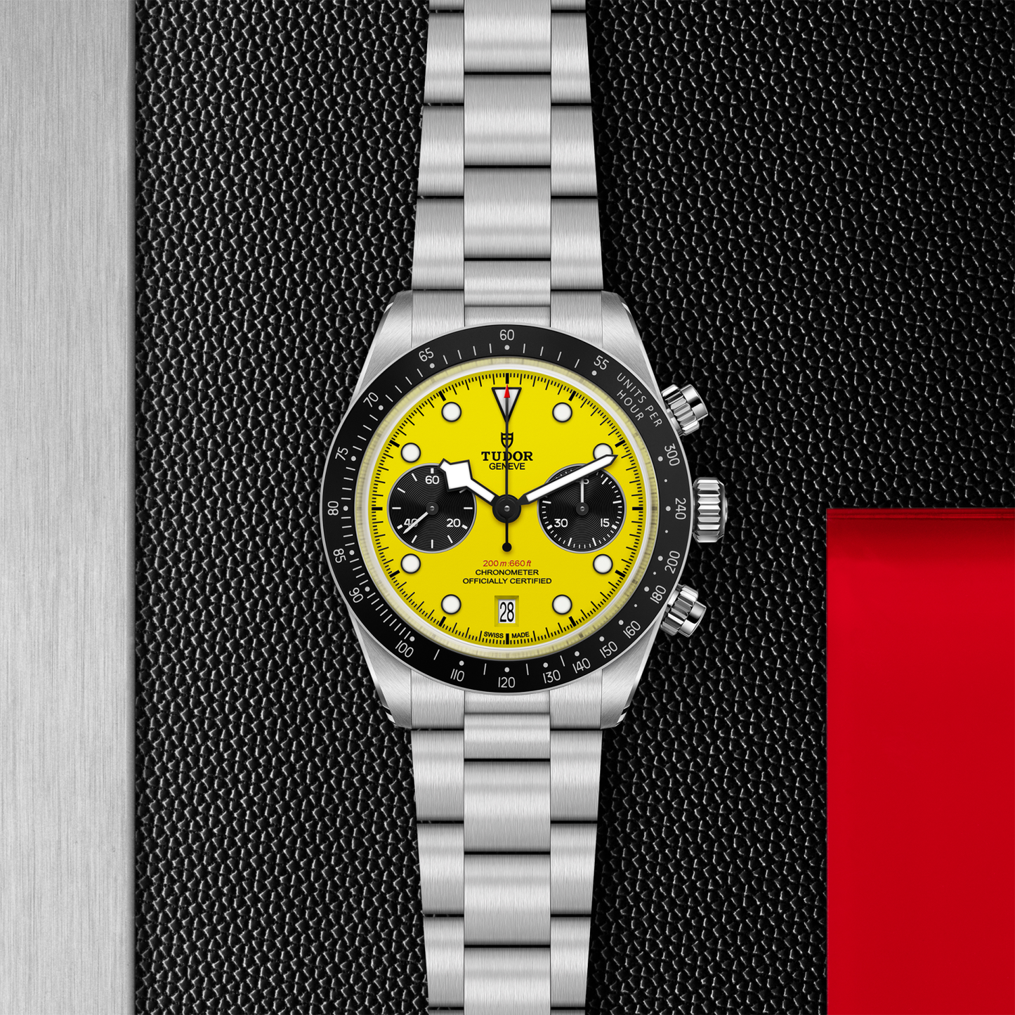 TUDOR Black Bay Chrono 39 “Bumblebee”