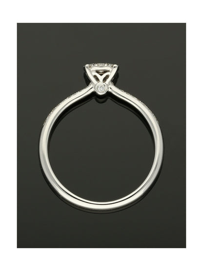 Diamond Cluster Ring 0.25ct Round Brilliant Cut in 18ct White Gold with Diamond Shoulders