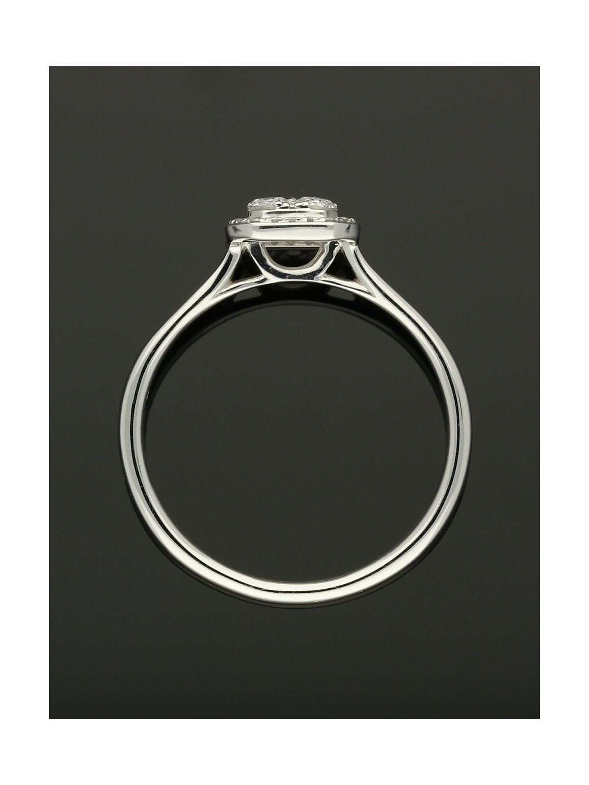 Diamond Cluster Ring 0.31ct Round Brilliant Cut in 18ct White Gold