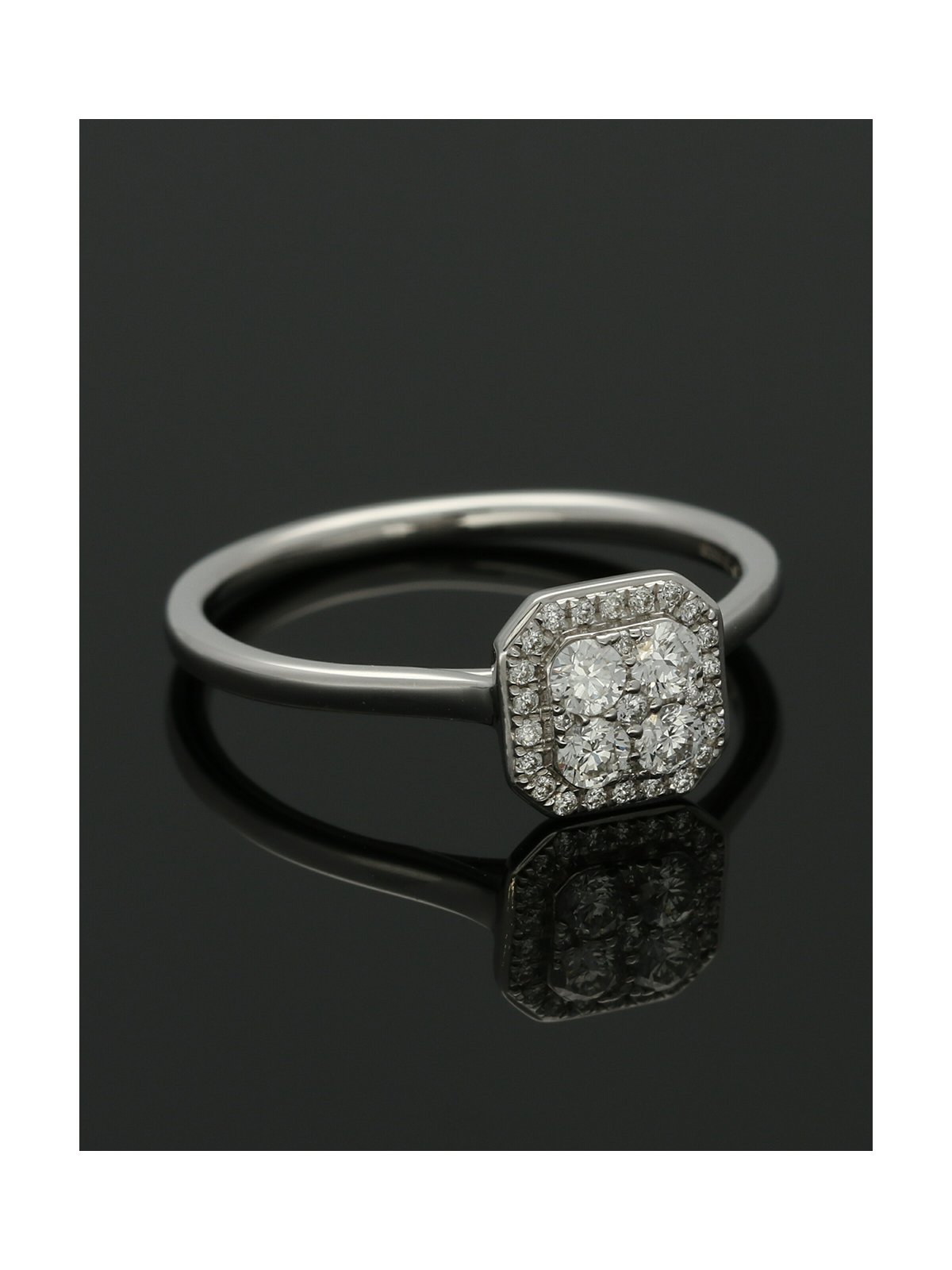 Diamond Cluster Ring 0.31ct Round Brilliant Cut in 18ct White Gold