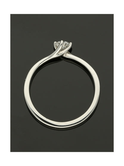 Diamond Solitaire Engagement Ring 0.25ct Round Brilliant Cut in Platinum