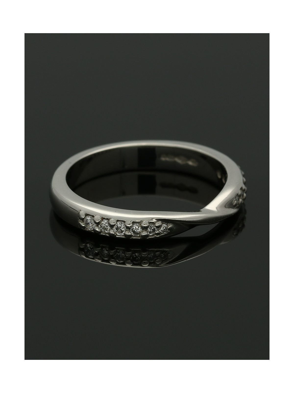 Diamond Twist Wedding Ring in Platinum