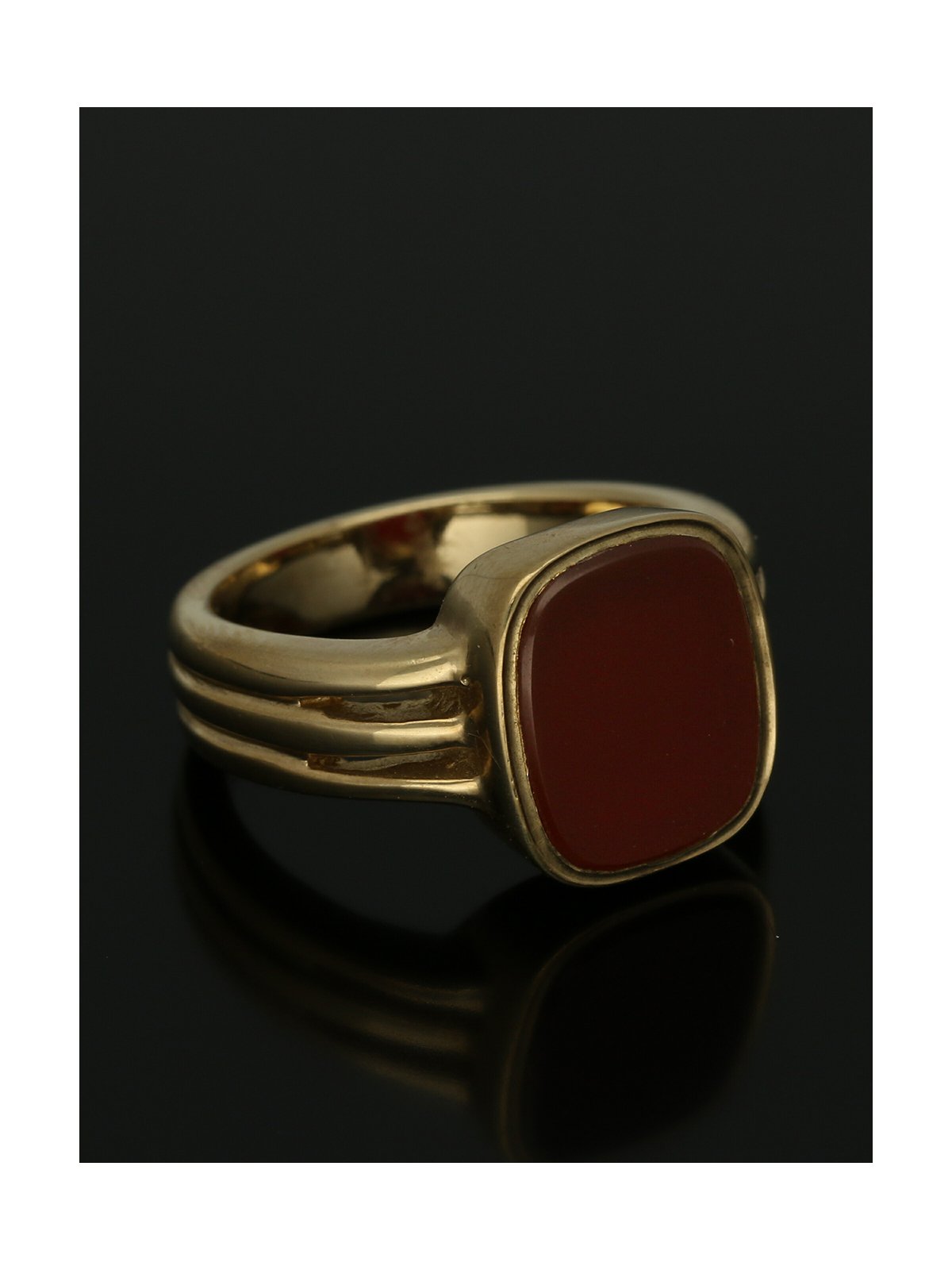 9ct Yellow Gold Cornelian Set Signet Ring