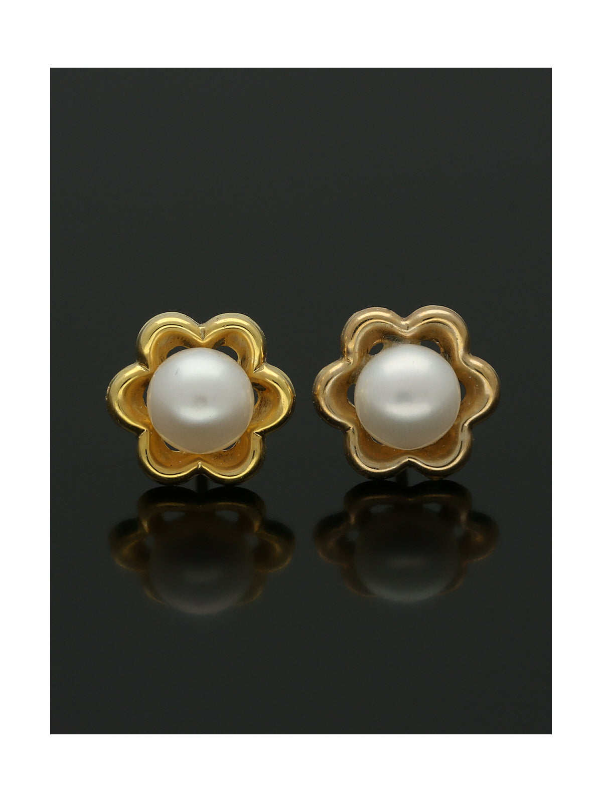 Freshwater Pearl Flower Stud Earrings in 9ct Yellow Gold