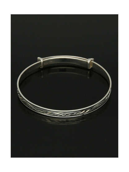 Maids Wave Engraved Bangle in Silver