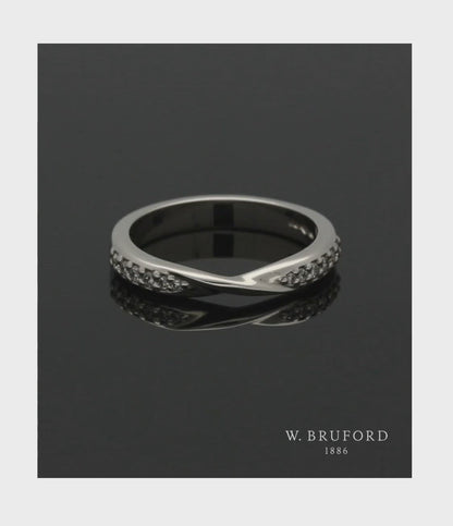 Diamond Twist Wedding Ring in Platinum